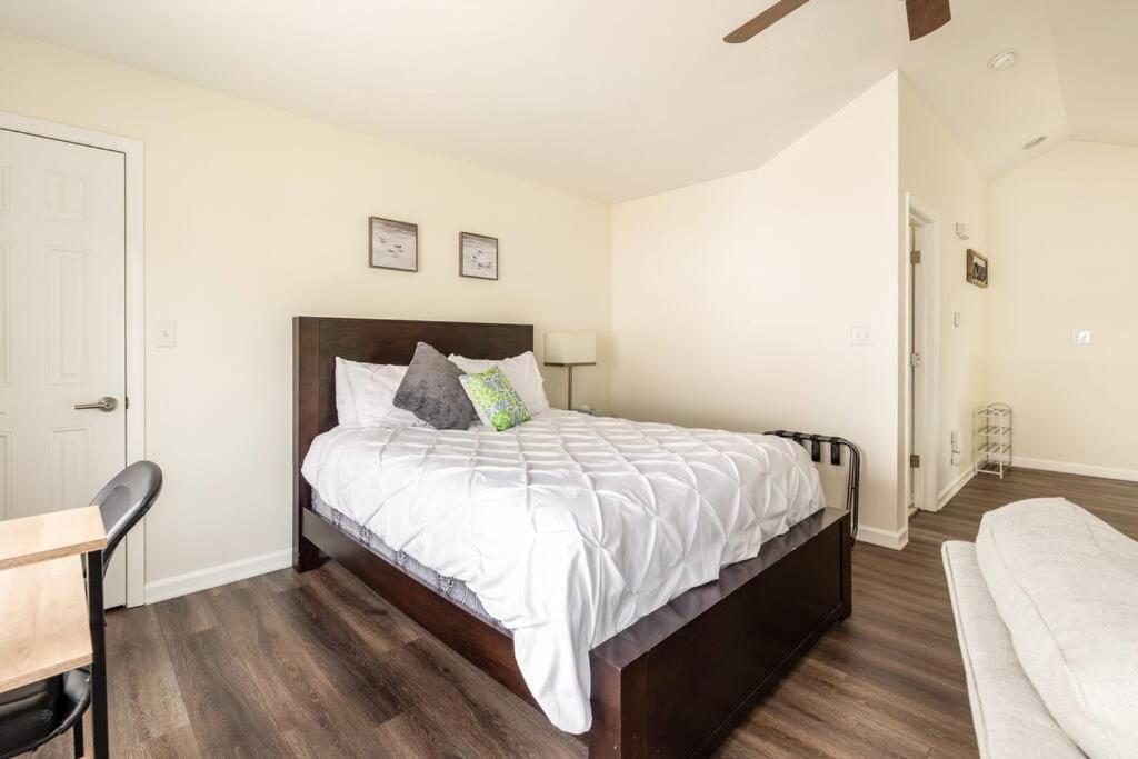 Studio Suite 5 Minutes To Downtown Indianapolis Exteriör bild