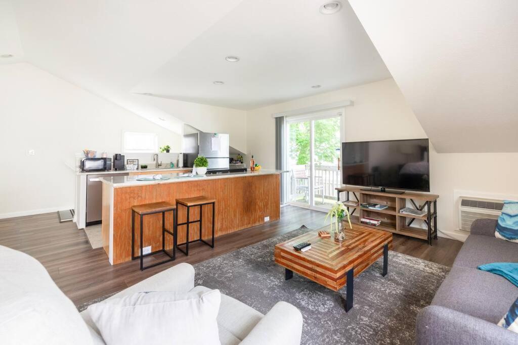 Studio Suite 5 Minutes To Downtown Indianapolis Exteriör bild