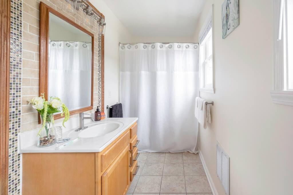Studio Suite 5 Minutes To Downtown Indianapolis Exteriör bild